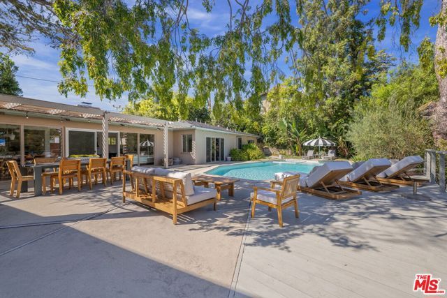600 Hanley Place, Los Angeles, CA 90049