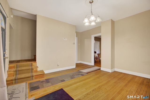 670 Hanover Road, Meriden, CT 06451