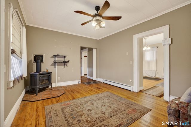 670 Hanover Road, Meriden, CT 06451