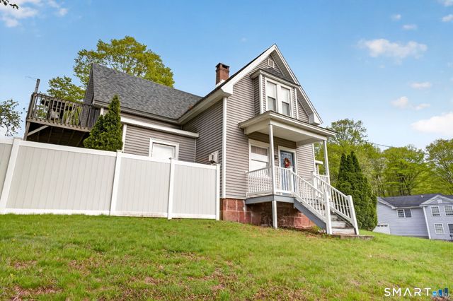 670 Hanover Road, Meriden, CT 06451