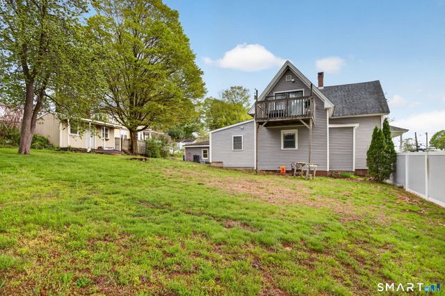 670 Hanover Road, Meriden, CT 06451