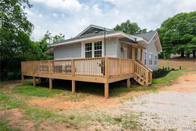 1407 Main, Northport, AL 35476