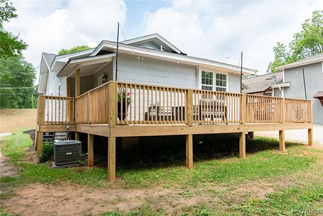 1407 Main, Northport, AL 35476
