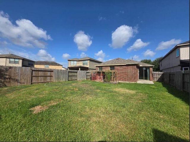 18611 White Ash Ln, Cypress, TX 77433