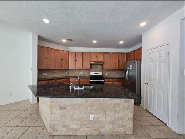 18611 White Ash Ln, Cypress, TX 77433