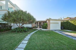9424 Carlyle Ave 0, Surfside, FL 33154