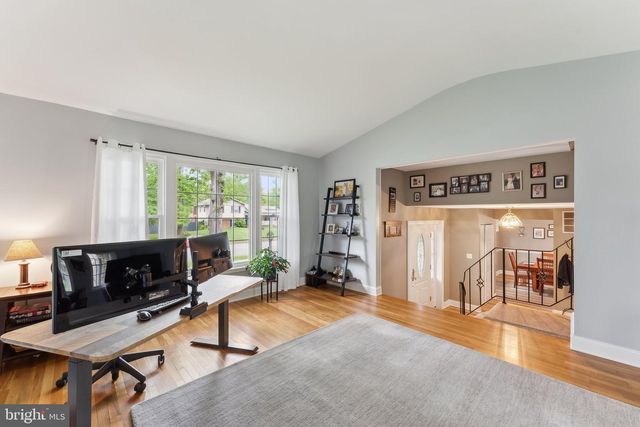 8807 FALKSTONE LN, Alexandria, VA 22309