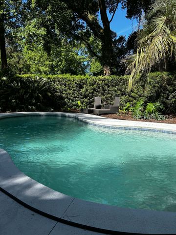8 Bent Tree Ln, Hilton Head Island, SC 29926
