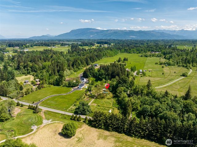 5862 Noon Road, Bellingham, WA 98226