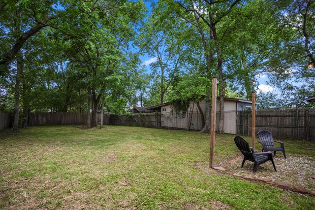 206 Murray Street, Conroe, TX 77301