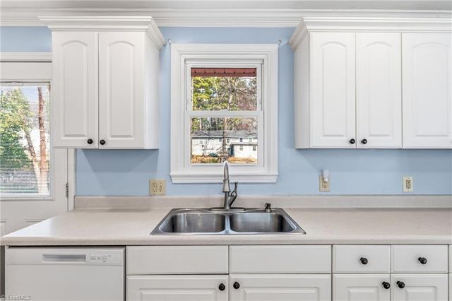 2506 Overbrook Drive, Greensboro, NC 27408