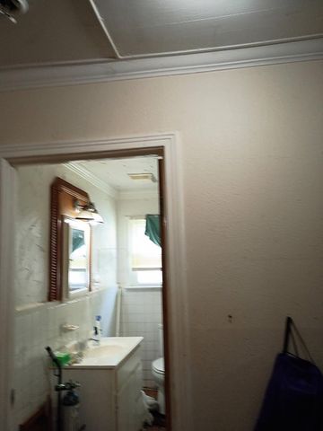 3109 Mt Vernon Avenue, Fort Worth, TX 76103
