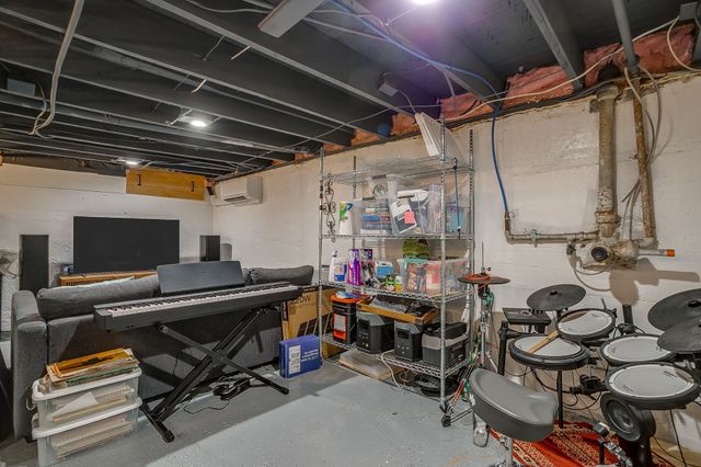 2200 W Magnolia Avenue, Fort Worth, TX 76110