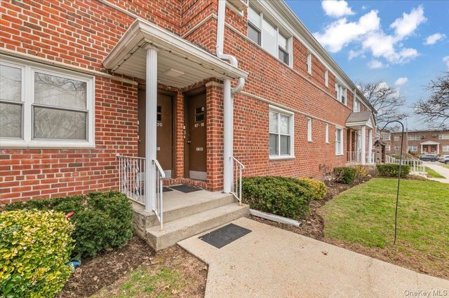 87-18 Marengo Street 2B, Hollis, NY 11423