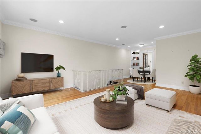 87-18 Marengo Street 2B, Hollis, NY 11423