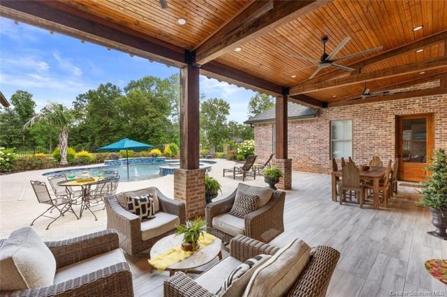 1750 Sutherland Road, Lake Charles, LA 70611