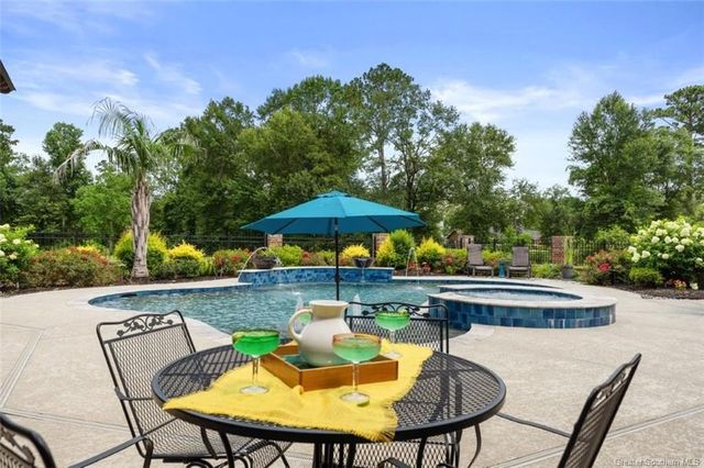 1750 Sutherland Road, Lake Charles, LA 70611