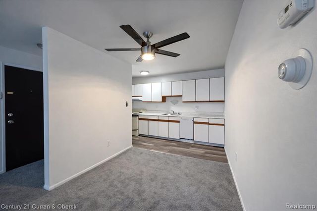 6035 Southfield Road 12, Detroit, MI 48228