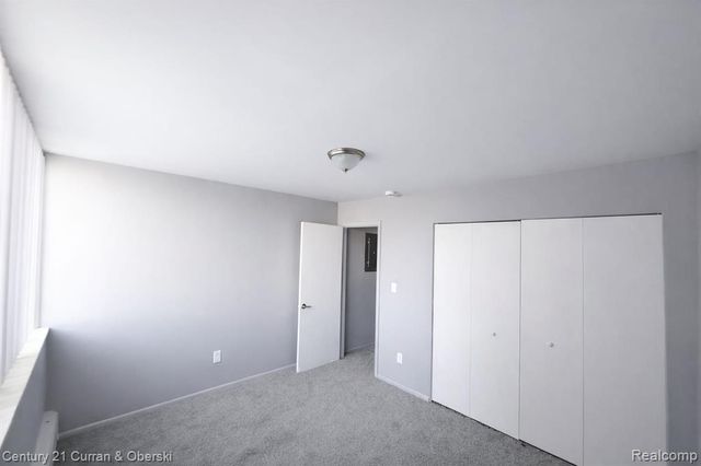 6035 Southfield Road 12, Detroit, MI 48228