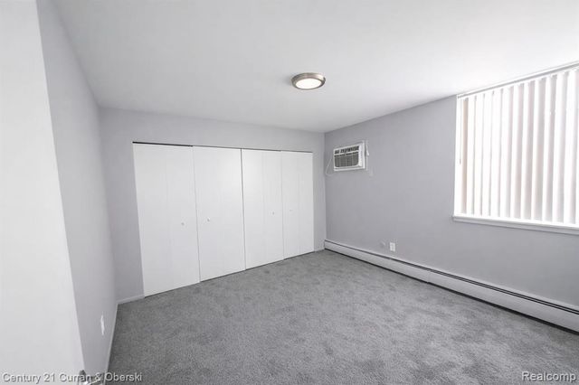 6035 Southfield Road 12, Detroit, MI 48228