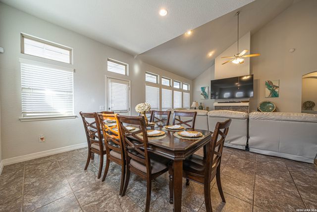 8923 Monument Parke, San Antonio, TX 78254
