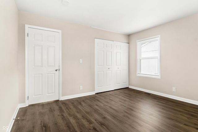 8128 Barry Road, Indianapolis, IN 46219