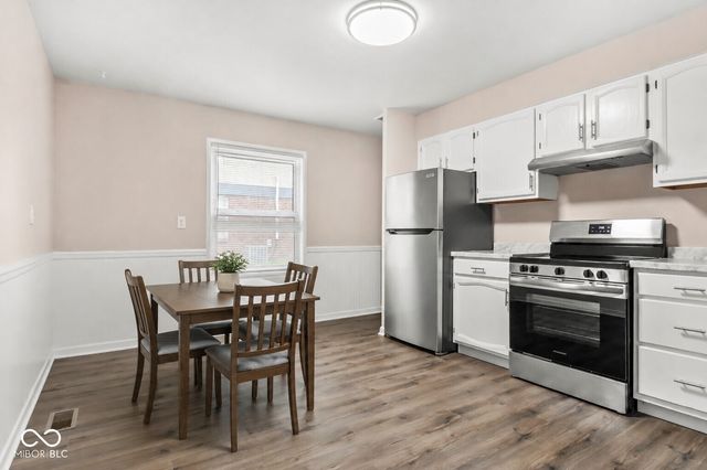 8128 Barry Road, Indianapolis, IN 46219