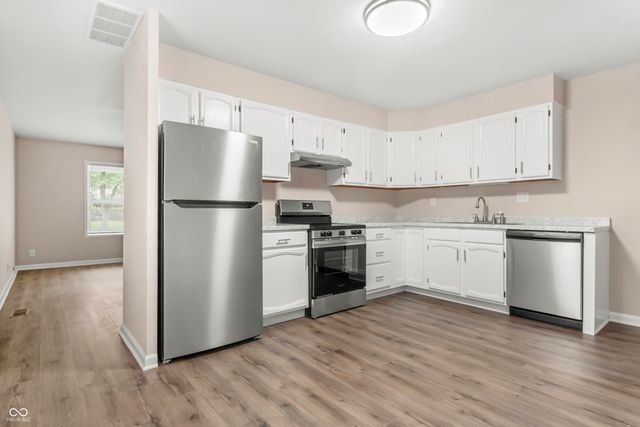8128 Barry Road, Indianapolis, IN 46219