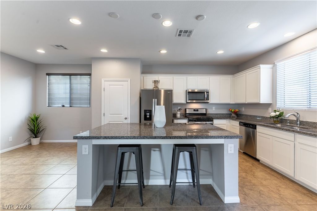 10474 Skye Night Avenue, Las Vegas, NV 89166 — photo 4