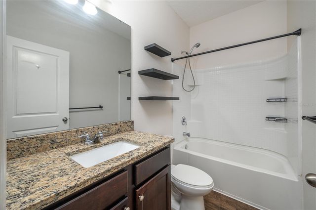1056 NAES LANE, Lake Wales, FL 33853