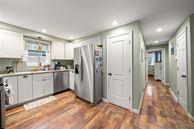 342 Allendale Road, West Seneca, NY 14224