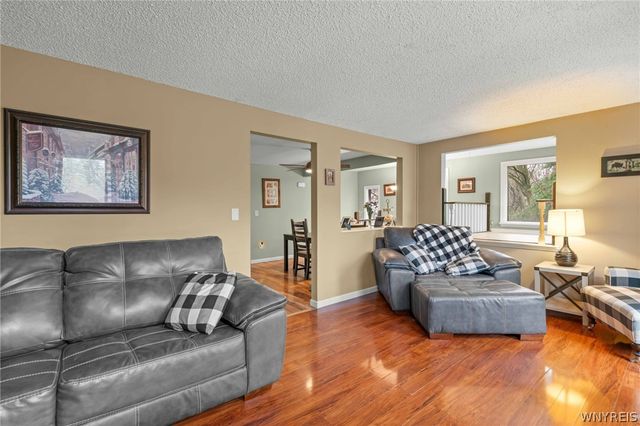 342 Allendale Road, West Seneca, NY 14224