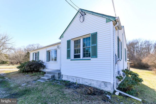 1261 N TUCKAHOE RD, Williamstown, NJ 08094