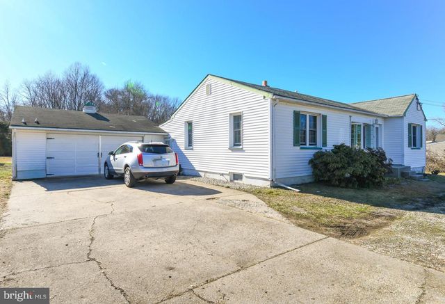 1261 N TUCKAHOE RD, Williamstown, NJ 08094