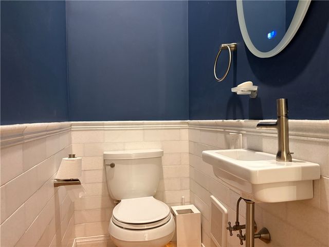20 Greenough Place 1A, Newport, RI 02840