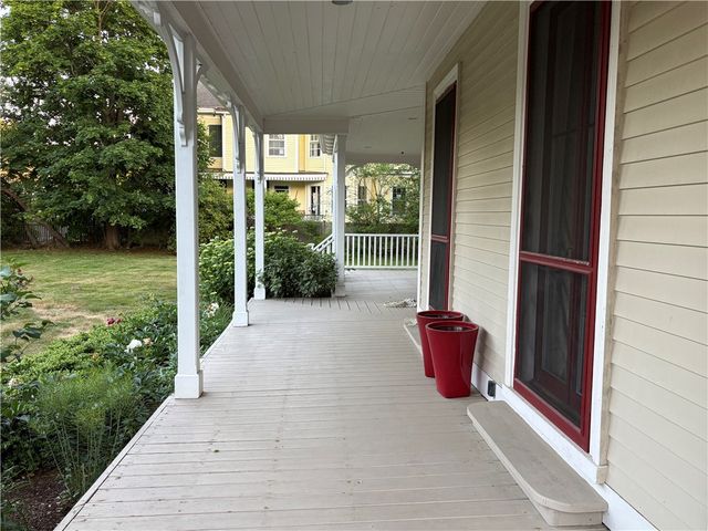 20 Greenough Place 1A, Newport, RI 02840