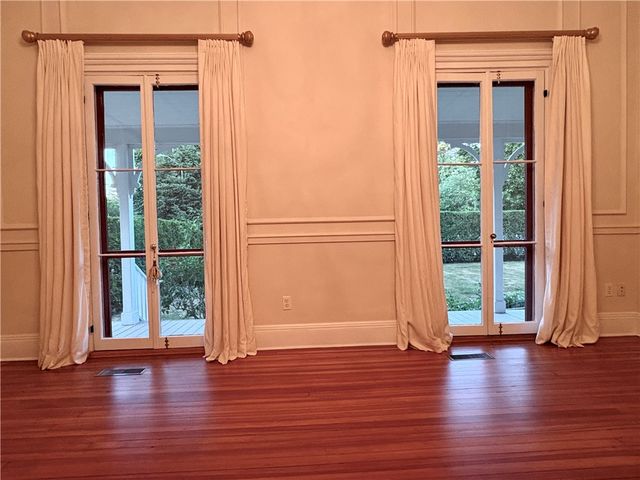 20 Greenough Place 1A, Newport, RI 02840