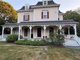 20 Greenough Place 1A, Newport, RI 02840