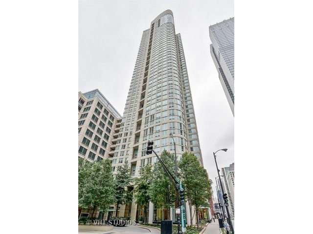 345 N LaSalle Street 407, Chicago, IL 60654