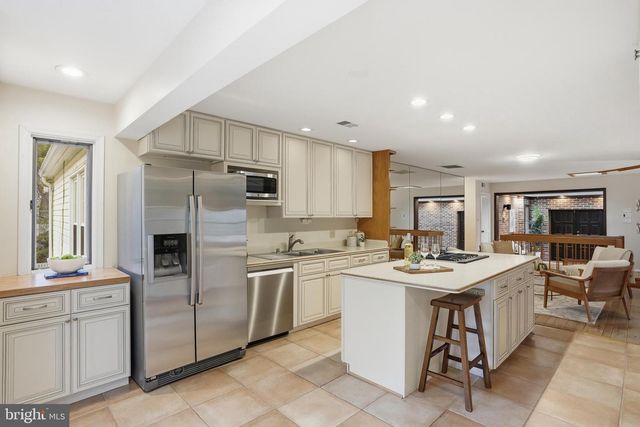 9614 PERCUSSION WAY, Vienna, VA 22182