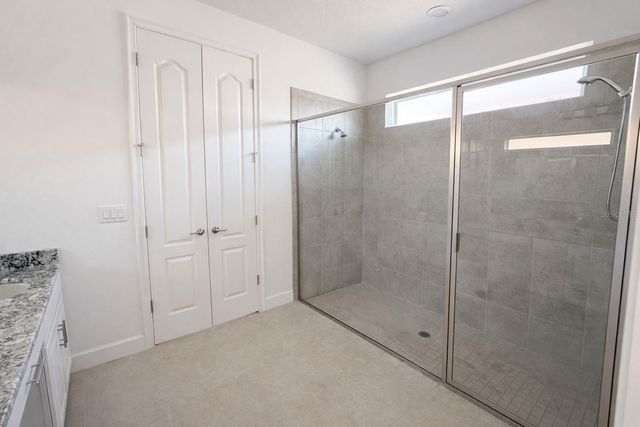 4084 OAKTREE DRIVE, Davenport, FL 33837