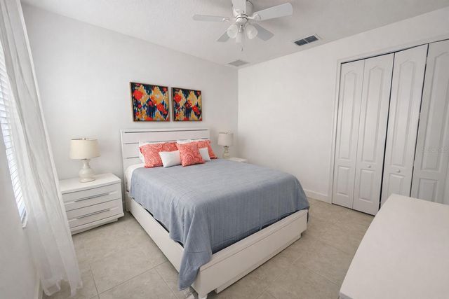 4084 OAKTREE DRIVE, Davenport, FL 33837