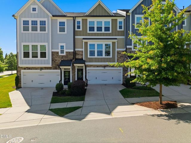 8403 Garnet Rose Lane, Raleigh, NC 27615