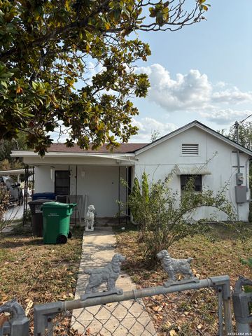 206 IKE ST, San Antonio, TX 78211