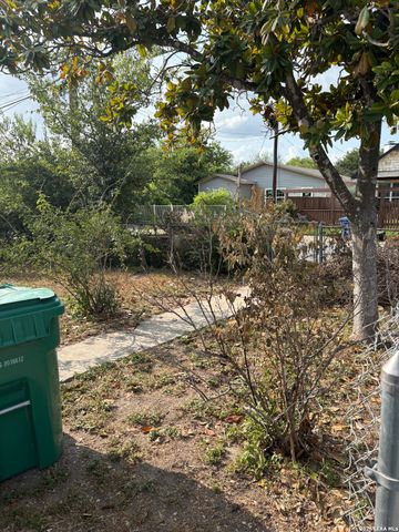 206 IKE ST, San Antonio, TX 78211