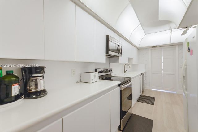 4900 N Ocean Blvd 1619, Lauderdale By The Sea, FL 33308