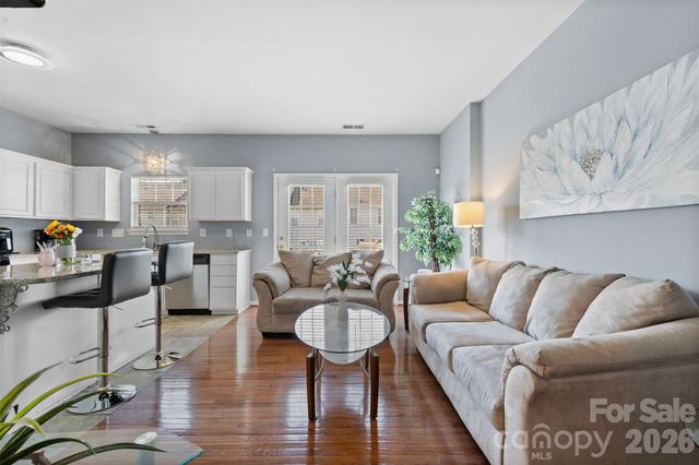 9775 Mallard Glen Drive, Charlotte, NC 28262