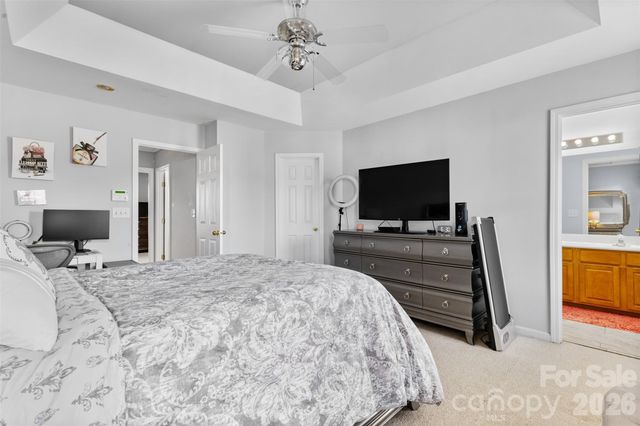 9775 Mallard Glen Drive, Charlotte, NC 28262