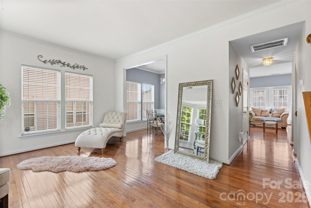 9775 Mallard Glen Drive, Charlotte, NC 28262