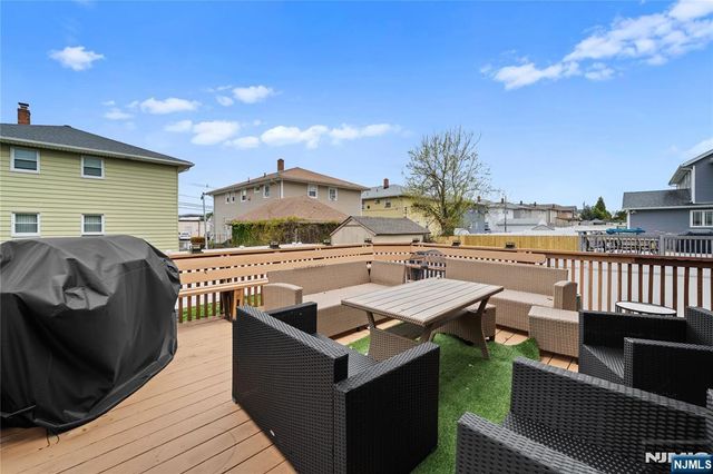 425 Victor Street, Saddle Brook, NJ 07663